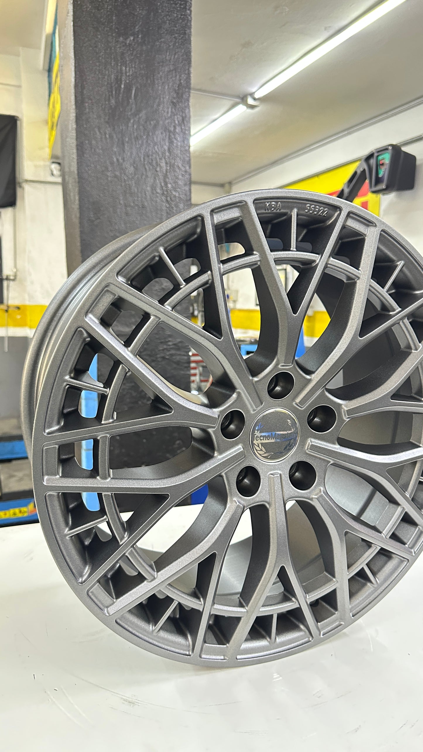 N4Cerchi in Lega P10 da 18 Pollici per MERCEDES CLASSE A A35 A45 S AMG