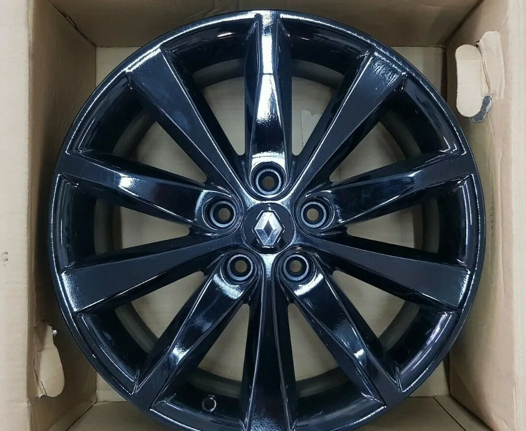 Cerchi 18 pollici Kadjar neri lucidi per auto con design a raggi forniti da Mondo ruote