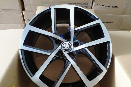 KIT4 Cerchi In Lega 18 Pollici Per SKODA Fabia Kamiq Scala