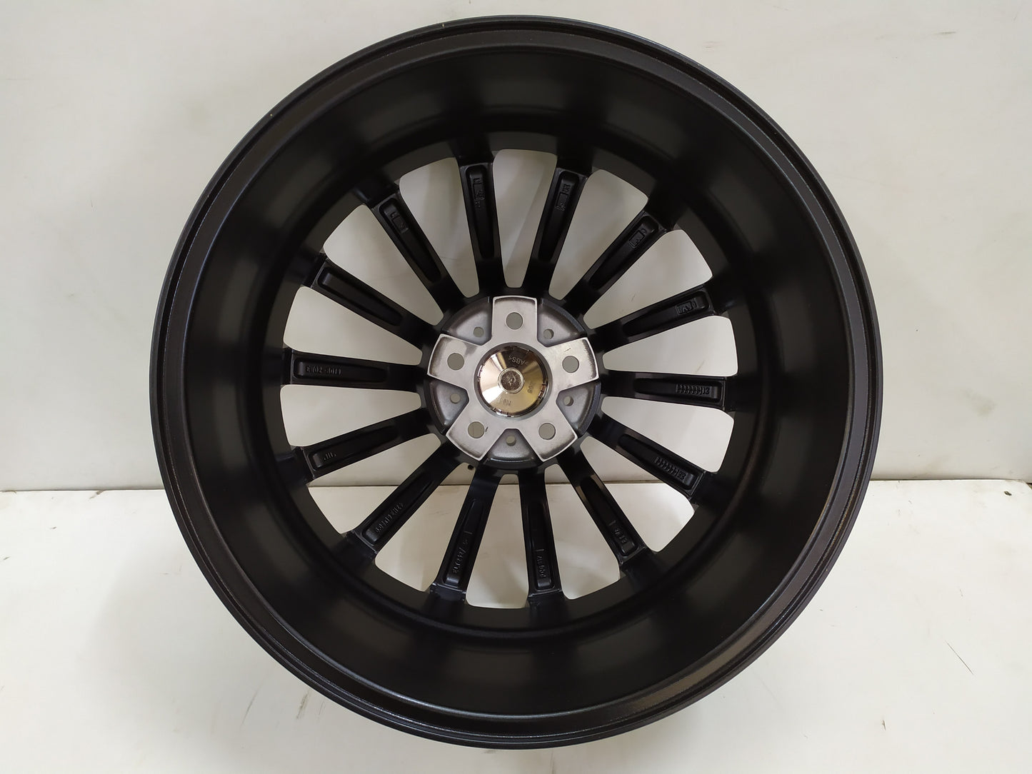 KIT4 Cerchi in Lega EW02 da 19 Pollici per INFINITI Q30 QX30