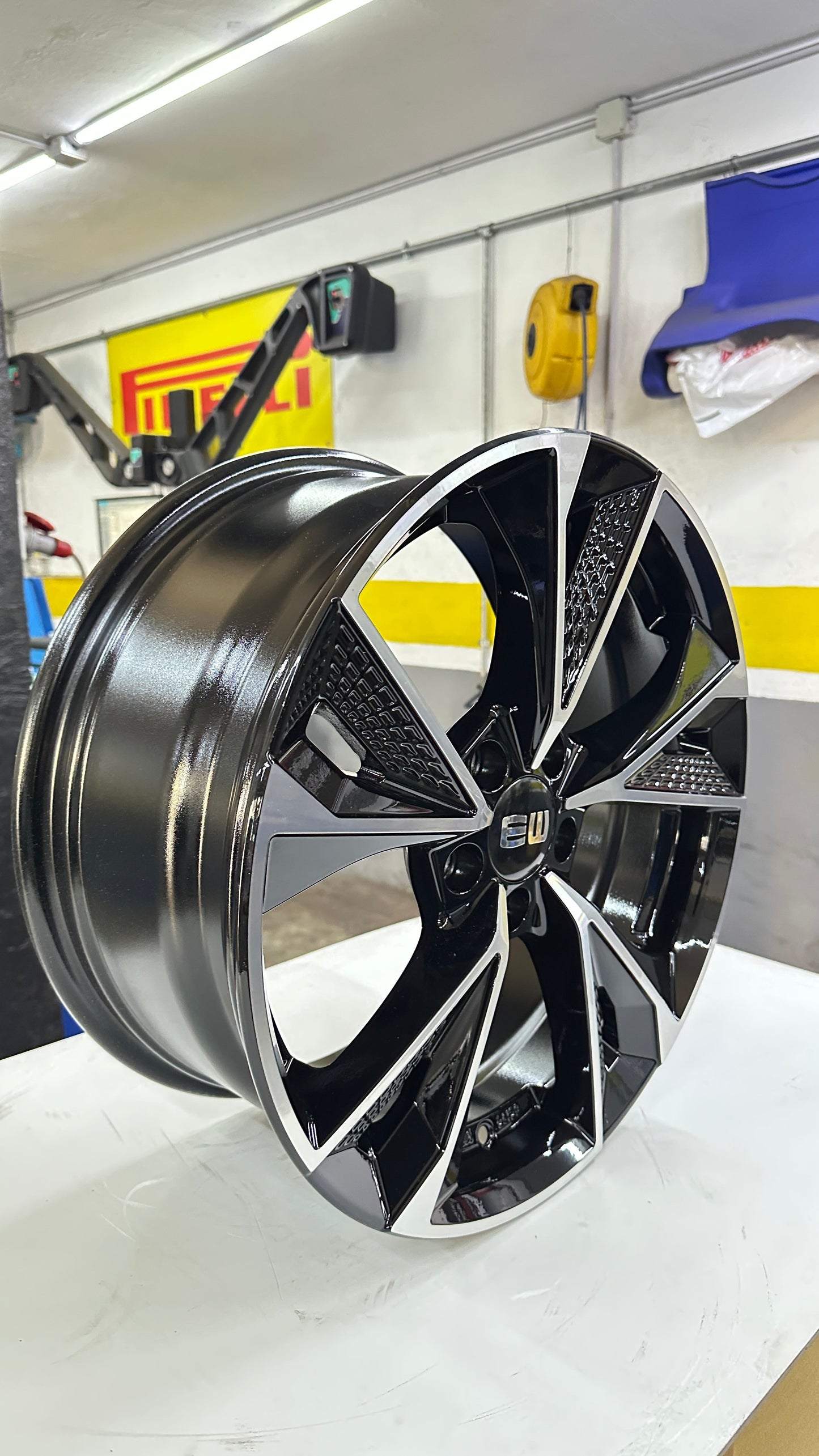 KIT4 Cerchi in Lega EW LUSTER Nuovi da 18 Pollici per CUPRA LEON (NO BREMBO) - ATEC